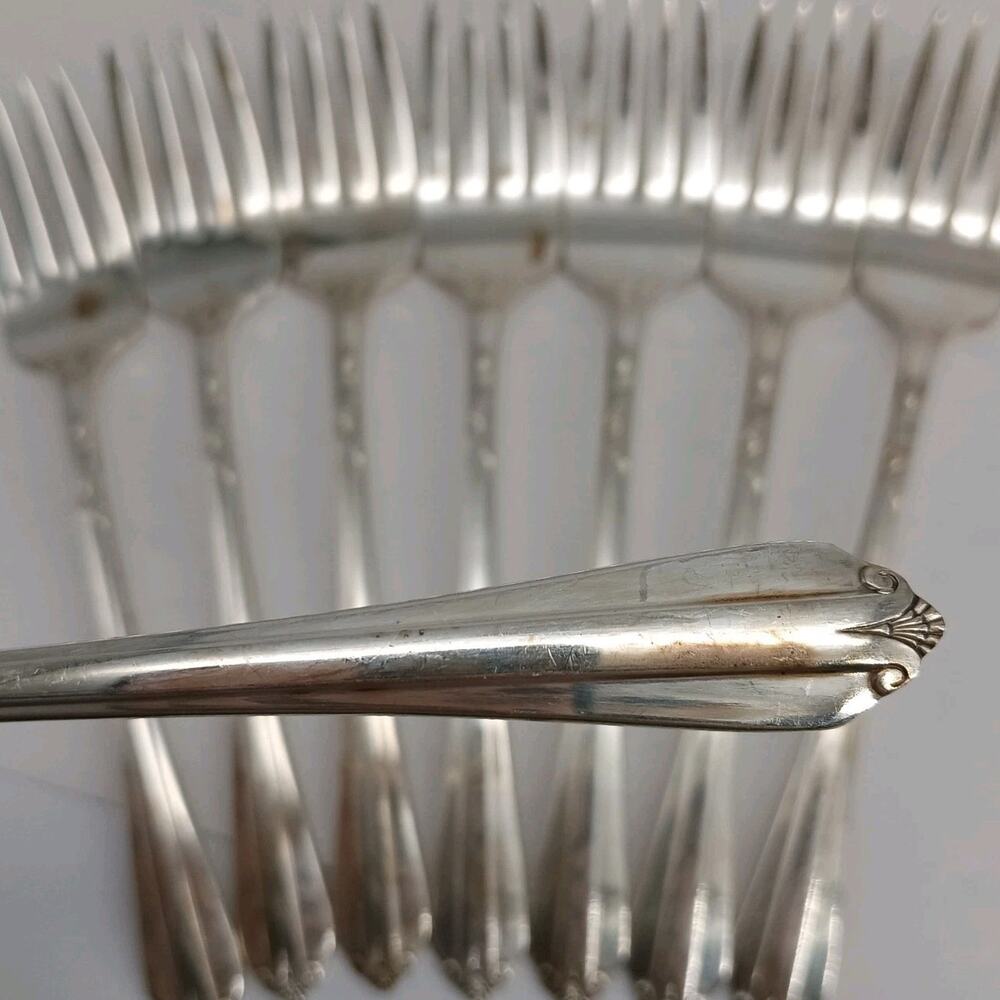 8X SF Rogers Starlight Salad Forks Silverplate International